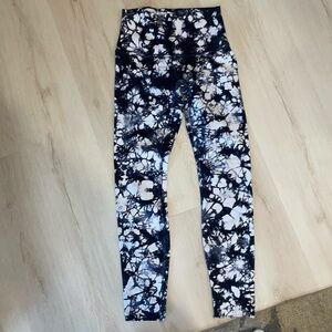 Lululemon diamond dye leggings wunder under
